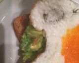 Tükörtojásos avokádó szendvics #2019 recept fázis 5 fotója