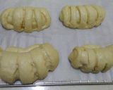 Foto langkah ke 5 dari resep Roti Pisang.