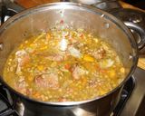 A picture of step 4 of Braised spareribs with lentils and vegetables.