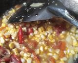 Foto langkah ke 3 dari resep Baby cumi tumis jagung.
