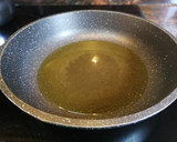 Foto del paso 3 de la receta: Fricandó de ternera en salsa con habitas babby