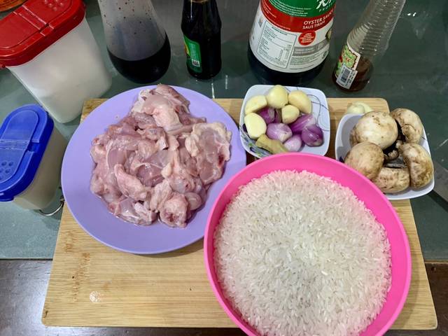 Langkah-langkah untuk membuat Cara bikin Nasi Tim Ayam Jamur (rice cooker)