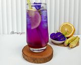 Foto langkah ke 4 dari resep Es Teh Sereh Bunga Telang.