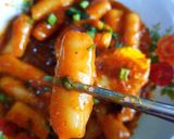 Foto langkah ke 5 dari resep Tteokbokki (Kue beras Korea).
