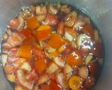A picture of step 2 of Carrot tomato beetroot soup.