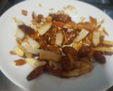 A picture of step 2 of Suji ka halwa.