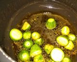 मसालेदार परवल की सब्जी (Masaledar Parwal ki sabzi recipe in Hindi) रेसिपी चरण 2 फोटो
