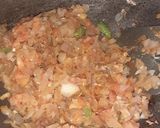 A picture of step 3 of Onion Tomato Sandwich.