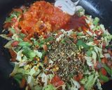 A picture of step 2 of Red Sauce Pasta.