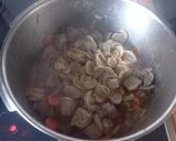 Foto del paso 5 de la receta: 282. Ternera al Strogonoff con vino tinto y arroz blanco