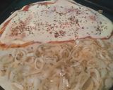 Foto del paso 6 de la receta: Pizza muzzarela y fugazzeta, mitad y mitad