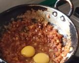 A picture of step 4 of Chettinad Scrambled Egg masala.