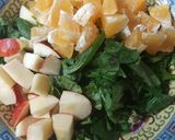 Foto del paso 1 de la receta: Ensalada de espinaca con frutas