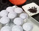 Foto langkah ke 4 dari resep Muffin Pisang Coklat.