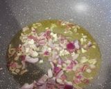 Foto del passaggio 4 della ricetta Calamarata con Tonno Fresco