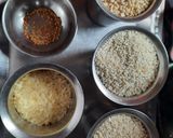 तिरंगा उत्तपम (tiranga uttapam recipe in marathi) रेसिपी स्टेप 1 फोटो