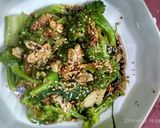 A picture of step 4 of Steamed Broccoli with soy Ginger.