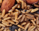 Foto del paso 4 de la receta: Arroz parbolizado (vaporizado) especiado y con hongos de pino 🍄🌲 Plato de arroz vegano y completo