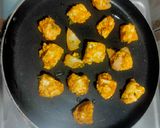 A picture of step 2 of Paneer tikka masala.