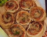 A picture of step 6 of Shami fried roll bites.