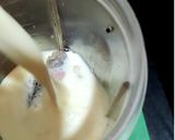 A picture of step 3 of Dragonfruit smoothie.