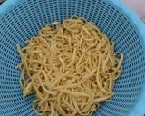 Foto langkah ke 2 dari resep Mie Titi Khas Makassar.