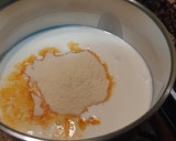 Foto del paso 4 de la receta: Flan bicolor de café con chocolate blanco y chocolate negro