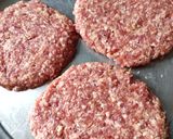 A picture of step 1 of Beef Patties in Mushroom Sauce.