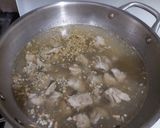 Foto langkah ke 5 dari resep 26. Sup Ayam Bawang Putih - Lobak.