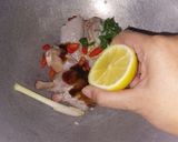 Foto langkah ke 2 dari resep Garlic Lemon Chicken Wings Oyster Sauce (saus tiram).