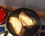 A picture of step 4 of Croque Madam or cheese and ham toast with egg.