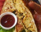 A picture of step 8 of Kebab Egg Sandwich.