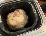 Sonkás-sajtos kenyér recept fázis 1 fotója