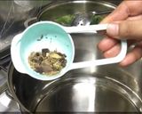 A picture of step 3 of Balochi bhindi gosht.