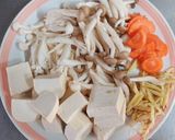 雙菇秋葵燴豆腐*萍姊的食譜步驟1照片