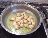 Foto del paso 2 de la receta: Arroz con verduras y zamburiñas o Langostinos