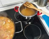 Foto del paso 10 de la receta: Arroz con pulpo, calamares y langostinos