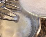 Foto del paso 4 de la receta: Bizcocho con batido de vainilla muy esponjoso
