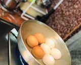 A picture of step 1 of Dimer Chachhri: Another Lost Recipe from Bangladesh 🇧🇩.