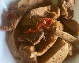 Hình bước làm 2 của món Thịt heo kho chả lụa