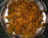 પરવળ બટાકા નુ શાક (Parval Bataka Shak Recipe In Gujarati) રેસીપી સ્ટેપ2ફોટો