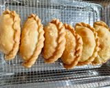 Foto langkah ke 4 dari resep Pastel isian Ayam Pedas.