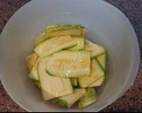 Foto del paso 1 de la receta: Lenguas de Zuchinni (calabacín) crocante