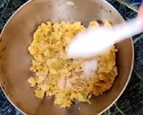 A picture of step 1 of Chowmein tikkis.