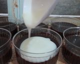 Foto langkah ke 4 dari resep Puding coklat ala kfc.