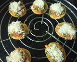 A picture of step 3 of Papadi cheese Toast.