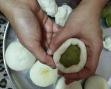 A picture of step 9 of Peas kachori.