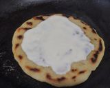 Foto del paso 5 de la receta: Arepa🫓con berenjenas tatemadas🍆agridulces🍯con queso🧀🥛🧄