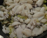 Foto del paso 3 de la receta: Calamarcitos a la provenzal
