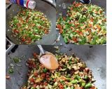 A picture of step 4 of Chinese Fried Rice.